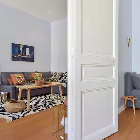Apartment Serrendy Large 1-bedroom Flat 7min To Palais