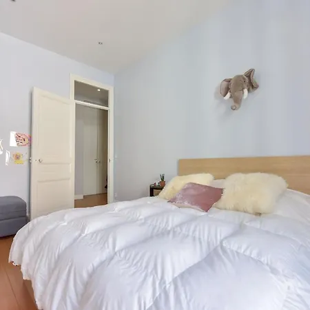 Serrendy Large 1-bedroom Flat 7min To Palais Apartment Cannes
